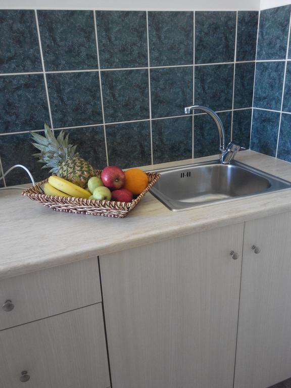 Viaros Apartments Gerani  Dış mekan fotoğraf
